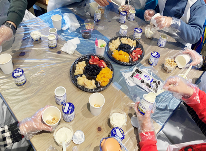 お得意先様と連携した食育活動風景